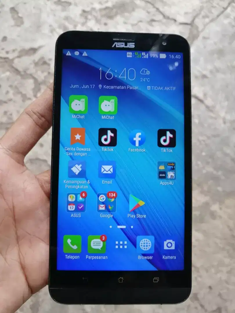 Azus Z011DD 3/32gb 4G normal&minus