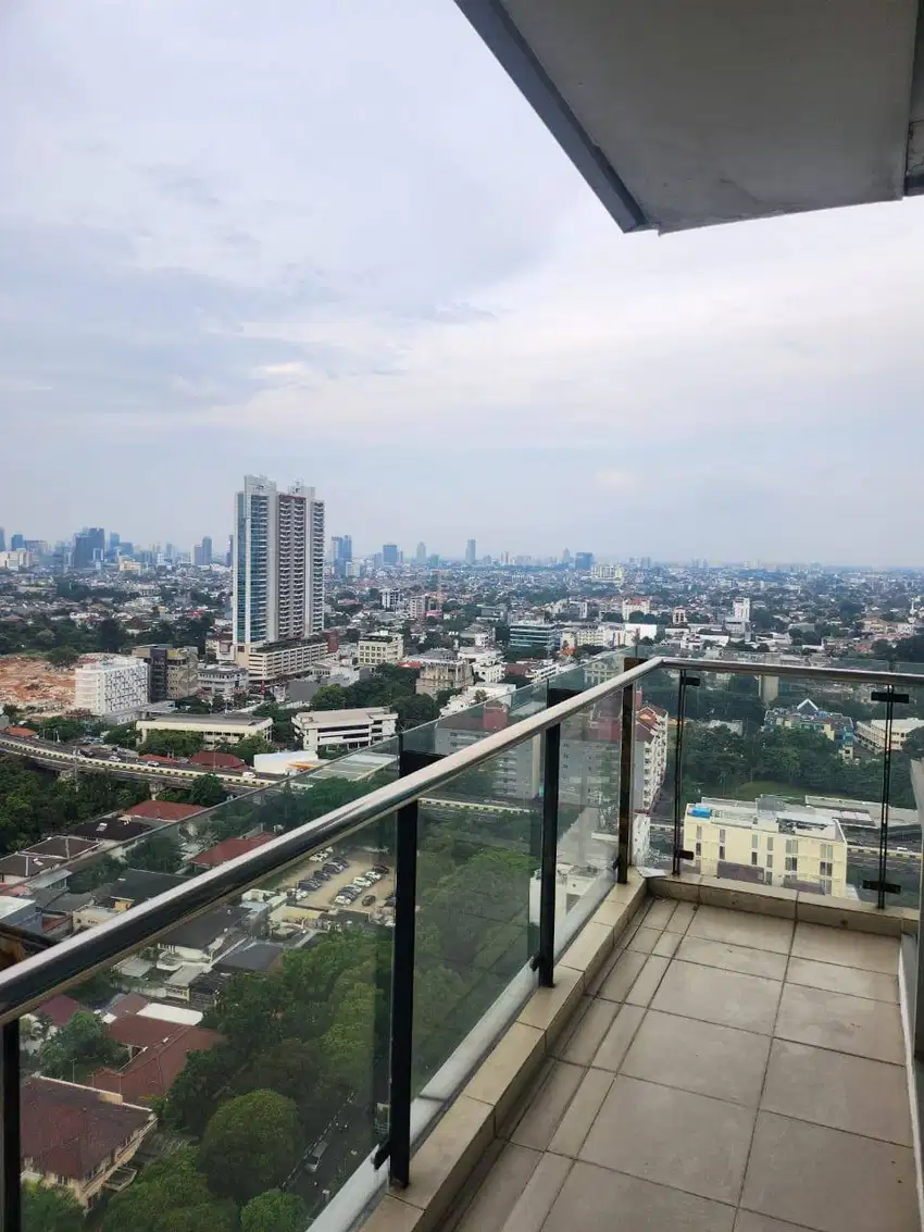 Jual Butuh Cepat, Apartemen Essence Dharmawangsa 3 Bdr, Furnished