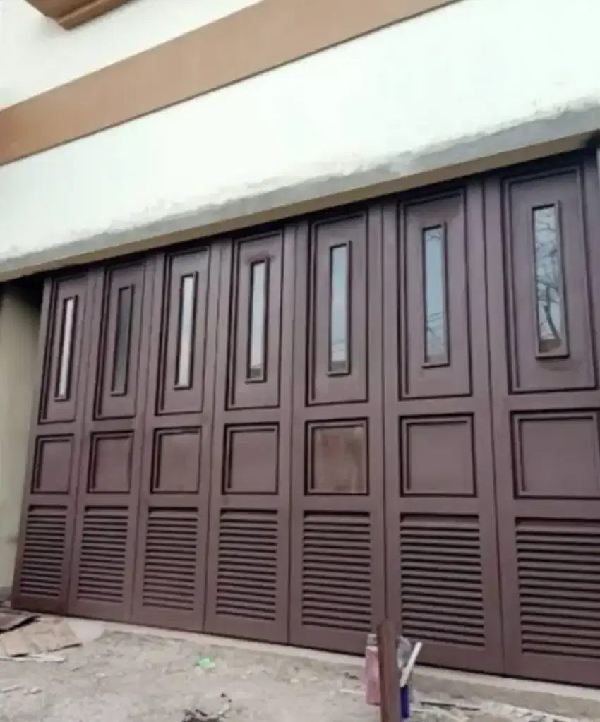 Pintu lipat garasi dan ruko bahan galvanis bergaransi