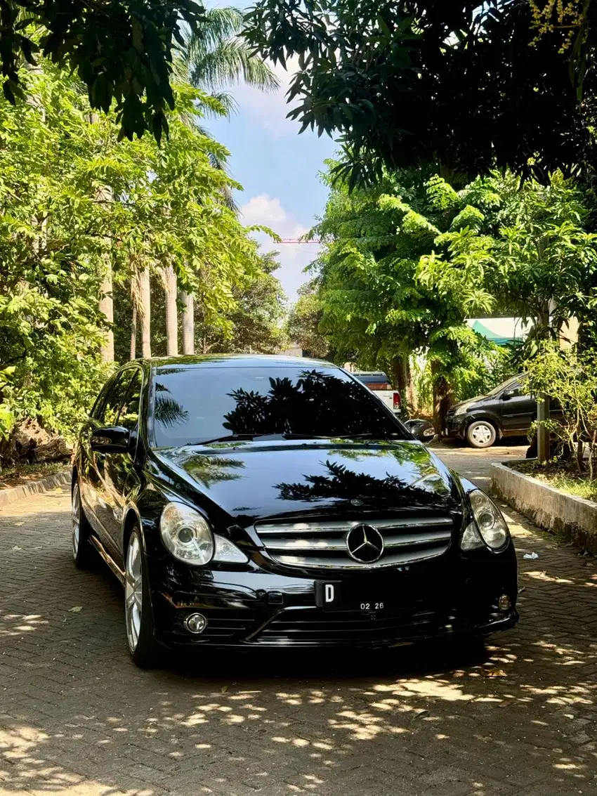 Mercy Mercedes Benz R280l v6 r280 v251 gtronic 2008 R280 hitam 2008