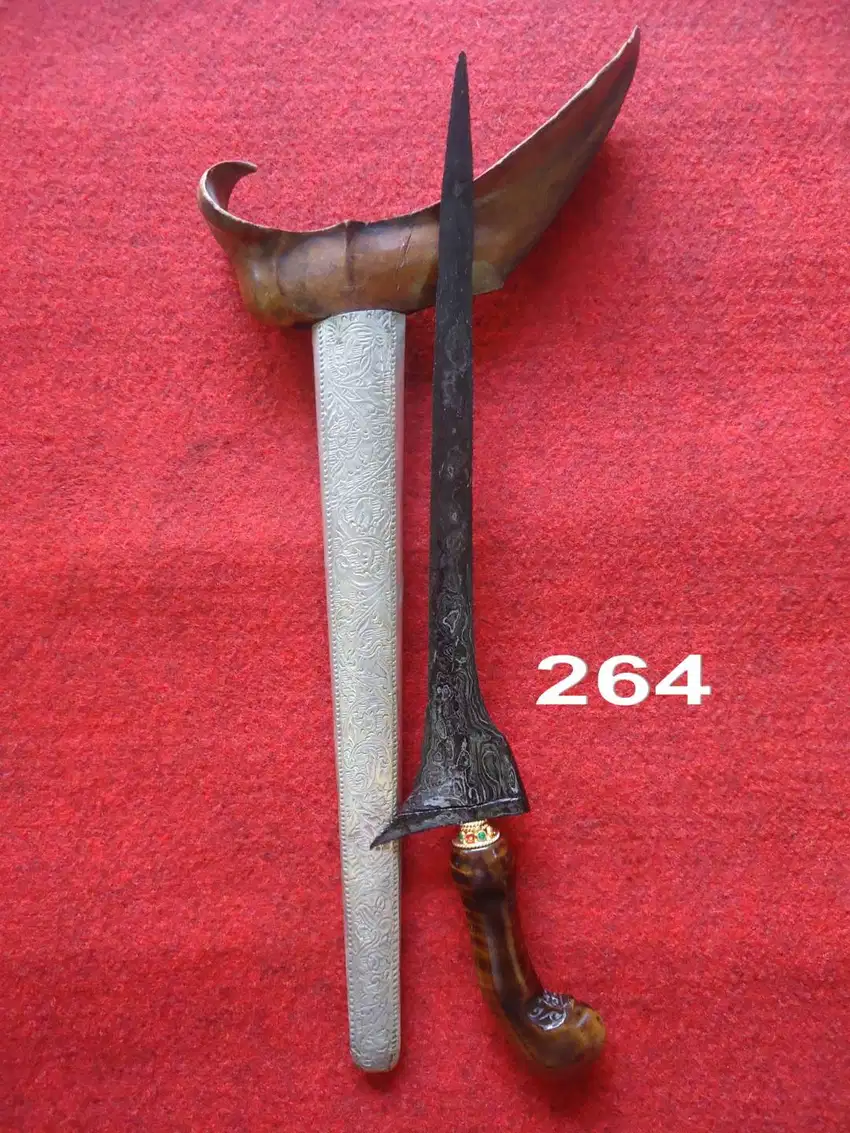 Keris Brojol Telaga Membleng Tunggak Semi Pajajaran  Kode 26415