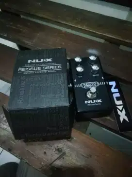 Effeck gitar stombox nux