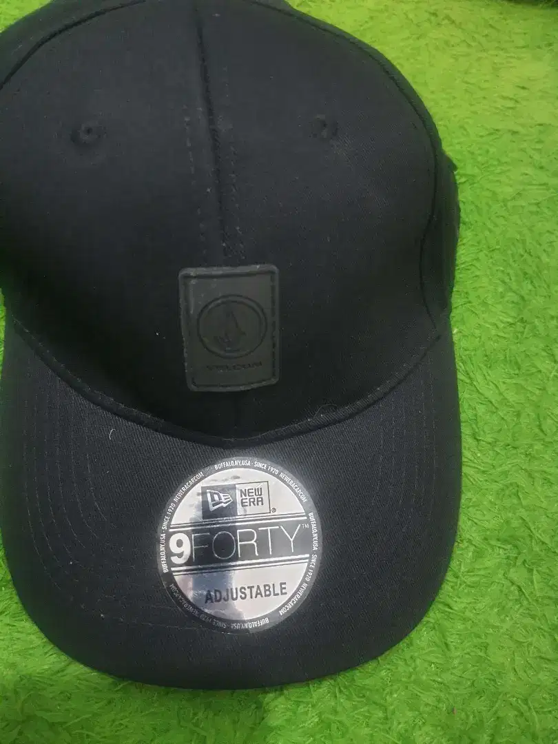 Topi  Merk VOLCOM