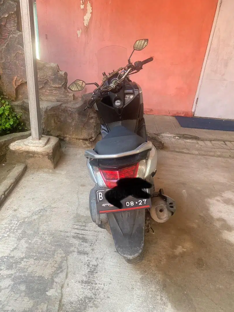 Dijual Nmax old abu-abu pajak idup