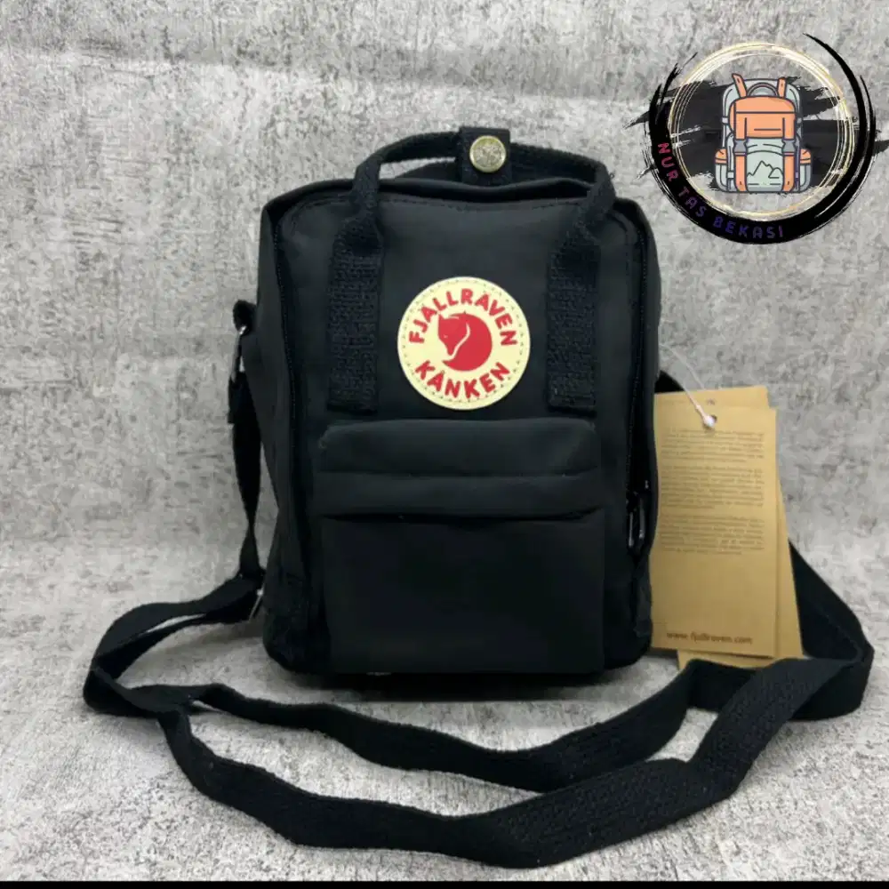 Tas selempang Kanken hitam