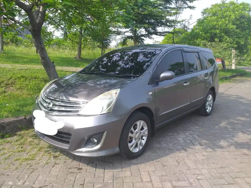 Dijual Grand Livina 1.5 XV 2013 Pajak Hidup, Servis Dealer Resmi