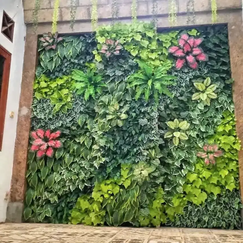 Bunga plastik vertical garden