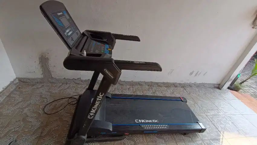 Treadmill Kinetic Motorized 15P