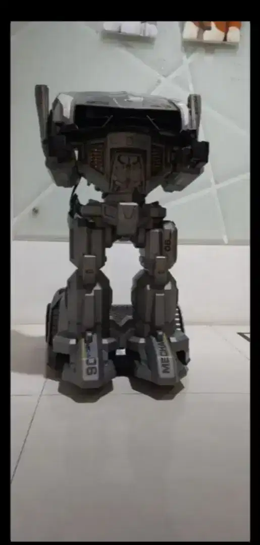 Robot besar mecha