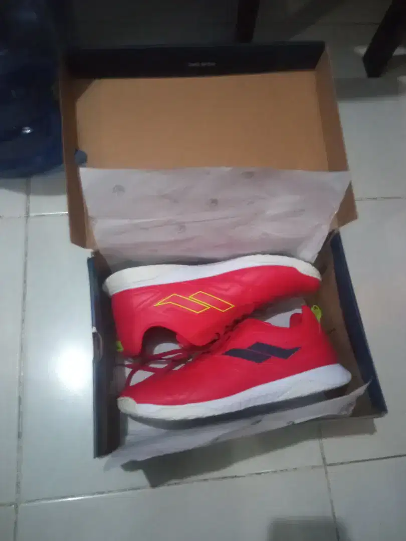 Sepatu futsal Mills Vortasala Gerona