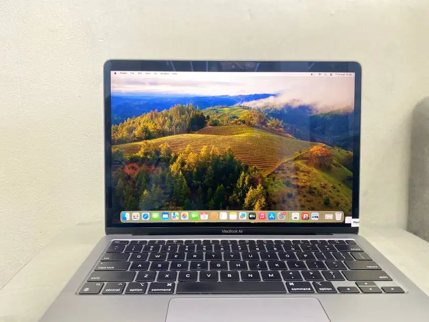 MACBOOK AIR 2020 M1 8/256GB SECOND LIKE NEW