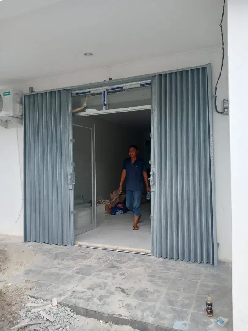 Folding gate rolling door murah