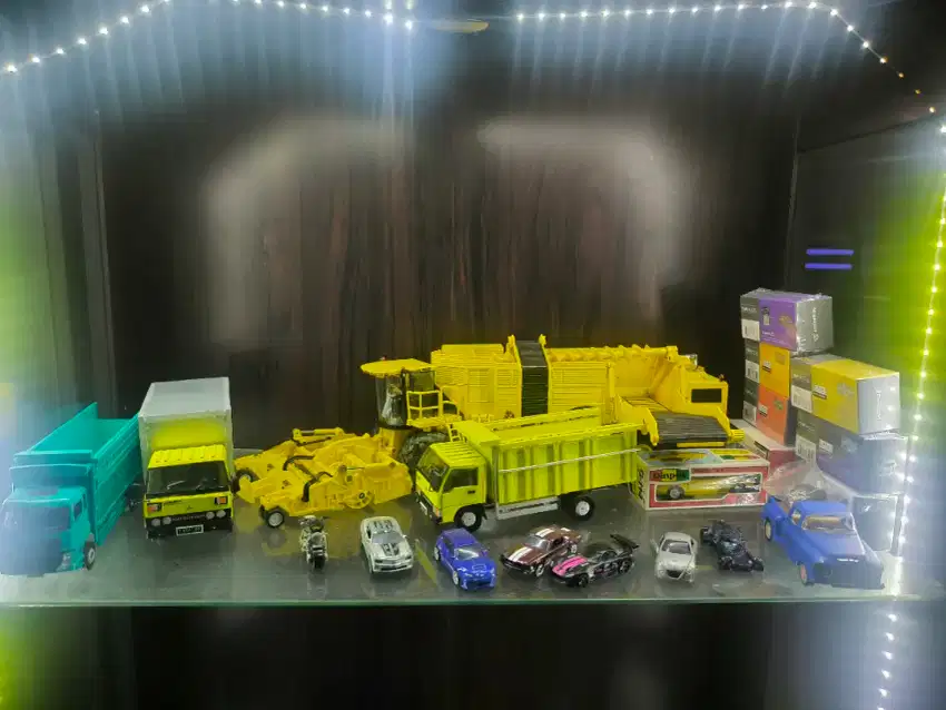 DI JUAL BORONGAN DIECAST KOLPRI (WARU)