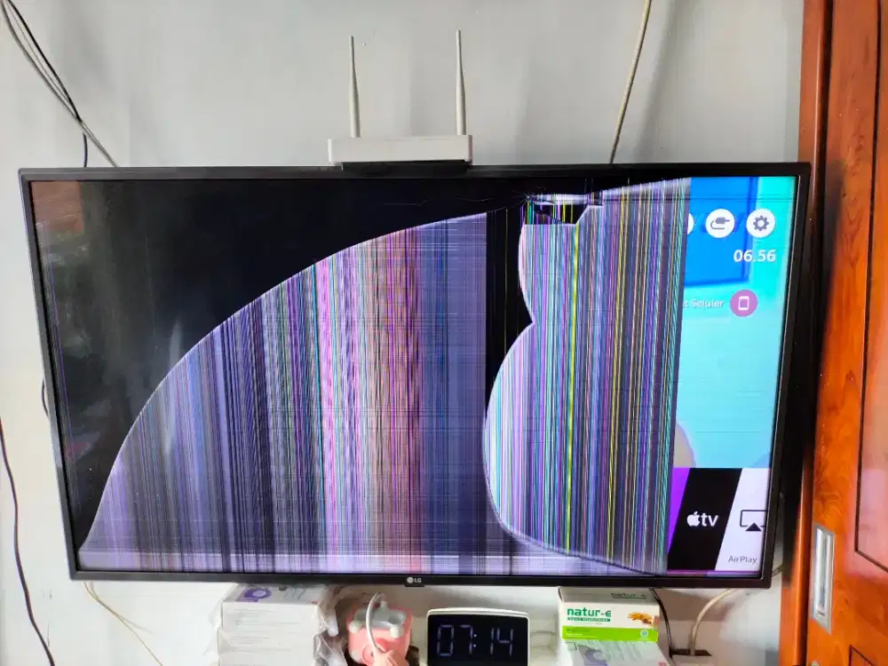 Dijual Smart TV Digital LG 43 inch + Remote magic