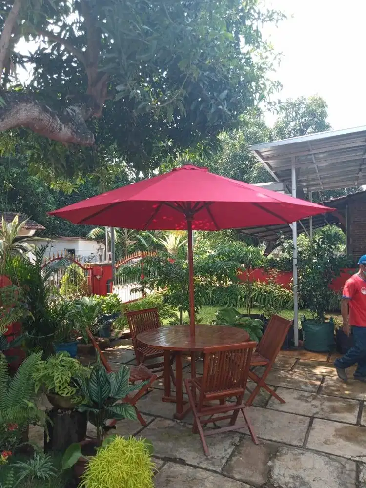 Meja Bundar  Kursi Payung  Taman Wisata