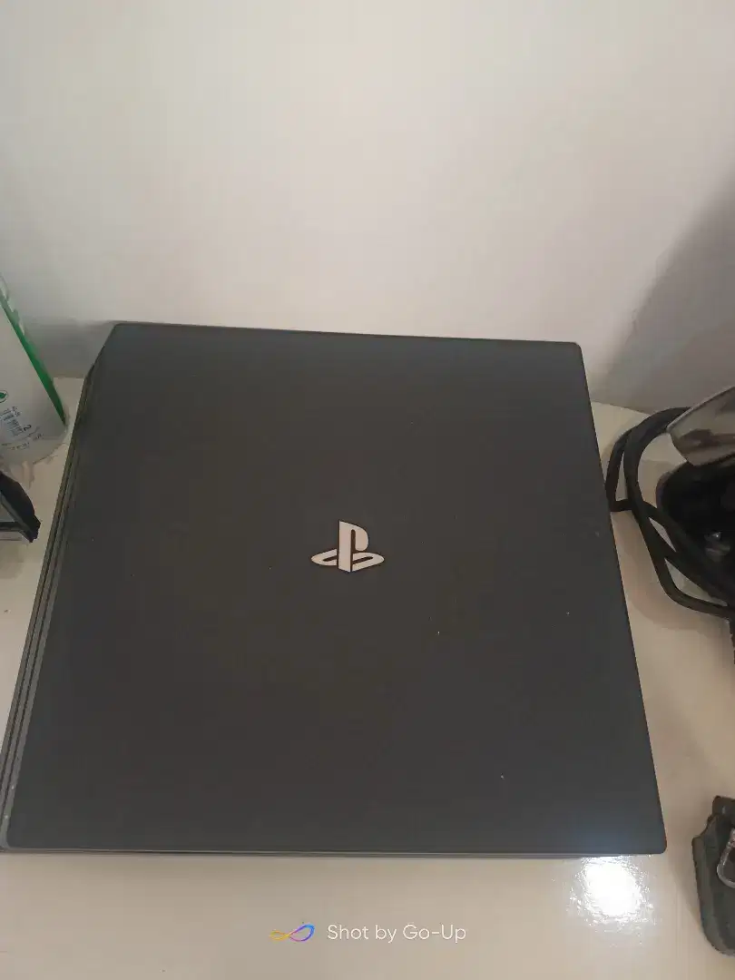 PlayStation 4 PRO (PS4Pro)