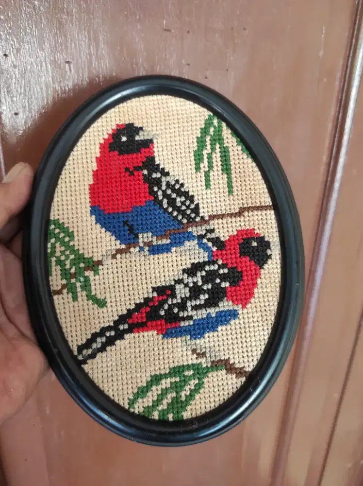 Gambar lukisan strimin sulaman lawas