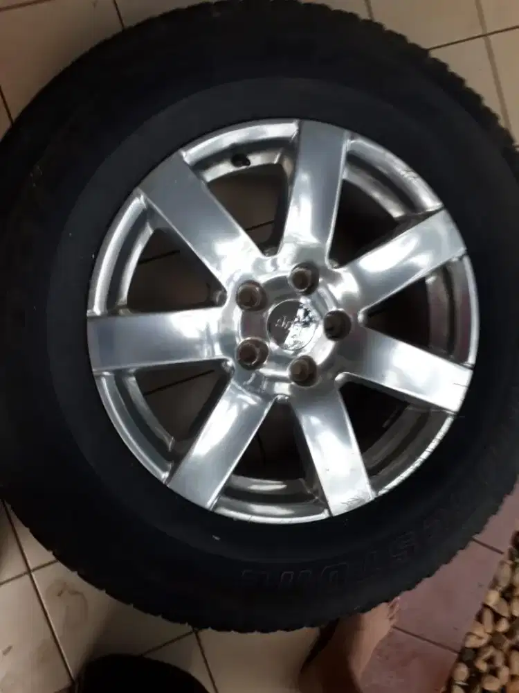 Jual 4 velg(R 19,diameter 49cm + ban