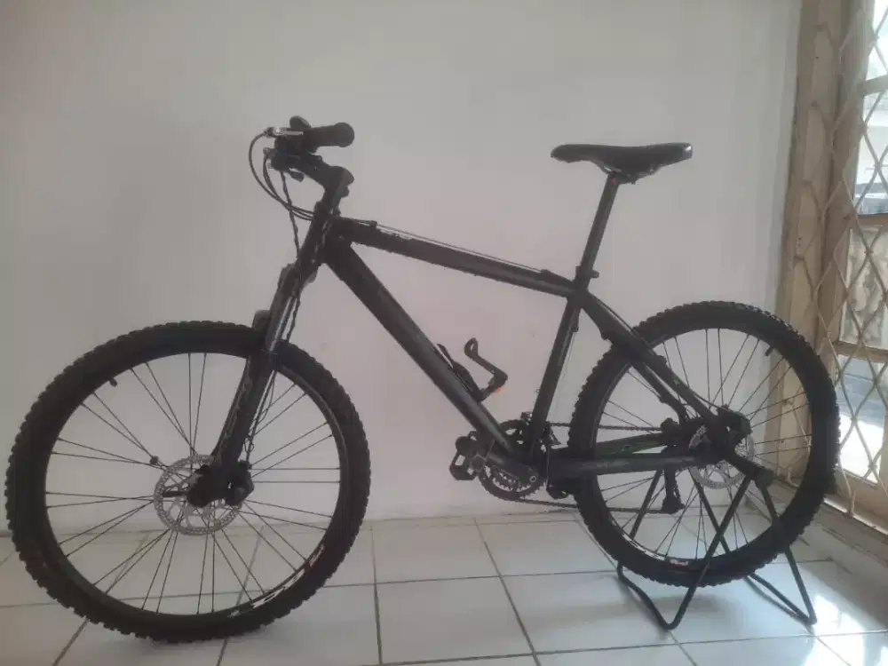 Sepeda gunung bekas