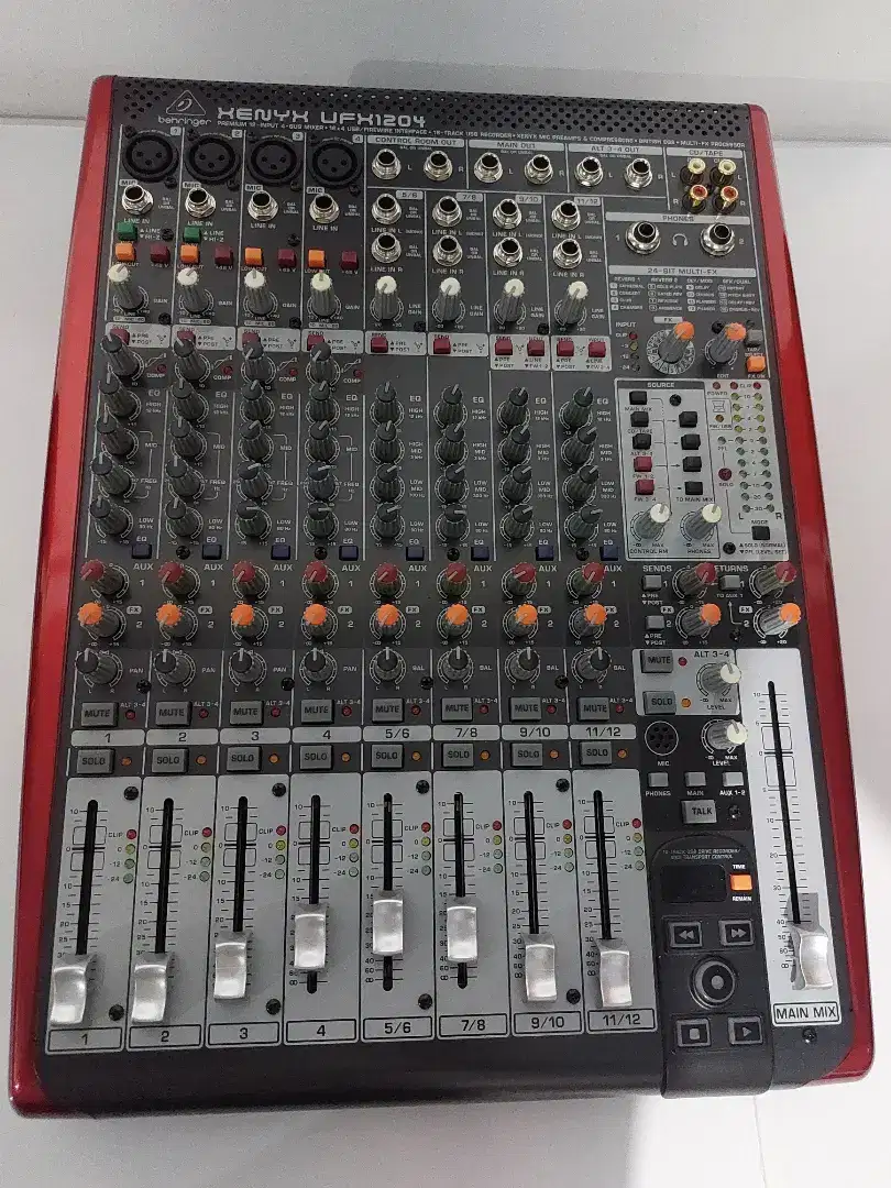 JUAL Mixer Audio Behringer Xenyx UFX1204 USB/FireWire