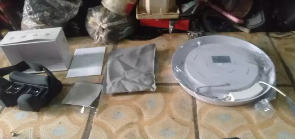 Slhkn plh slh 1 dr mainan ank alat nonton atau sblh nya hrg baru murah