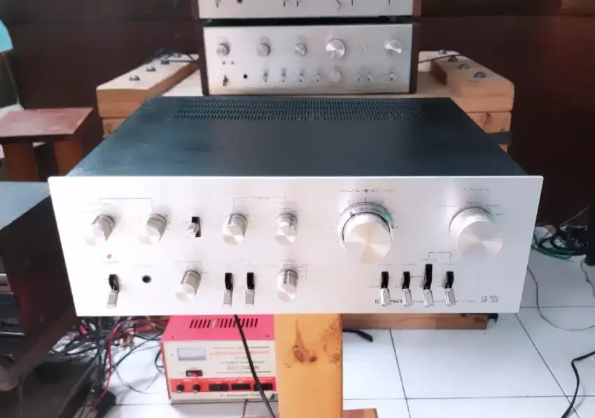 Pioneer SA 7500 Amplifier