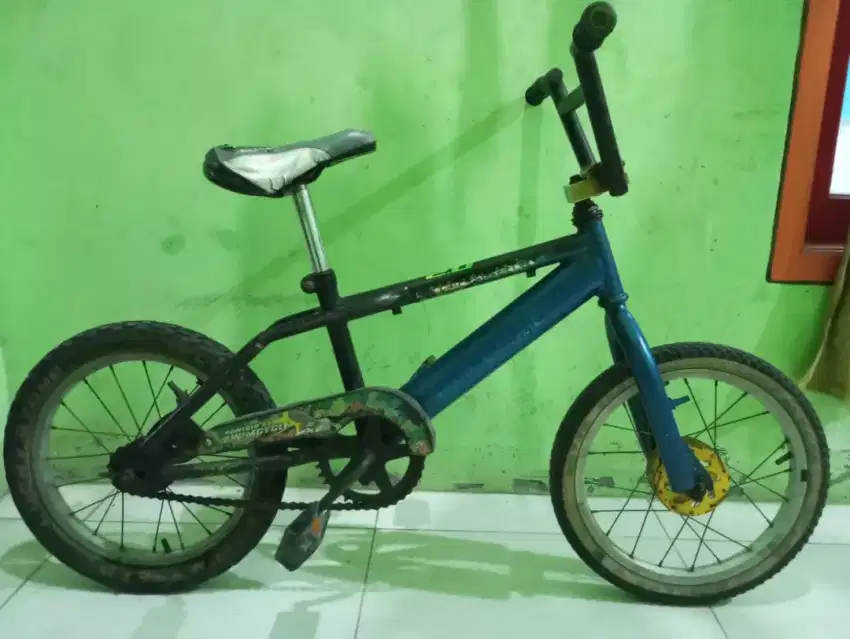 Sepeda bmx uk 16