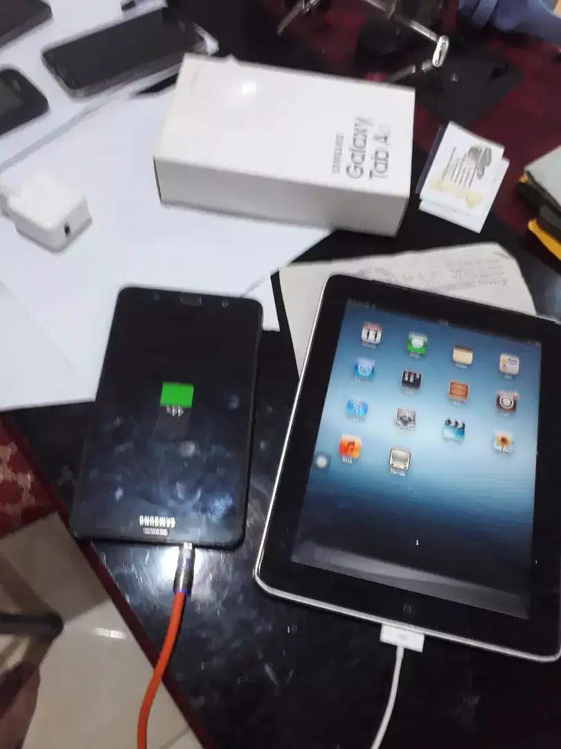 Ipad A1337 & Samsung tab A6