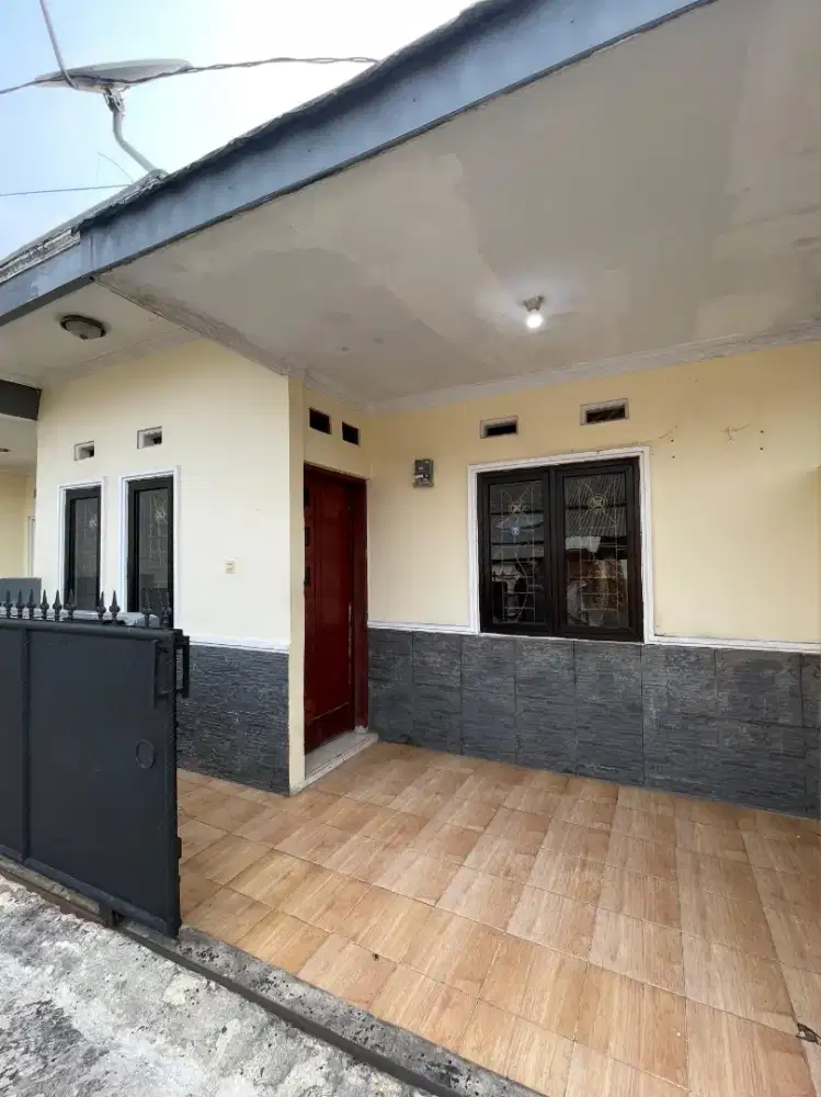 * Kontrakan/ Dijual Rumah 2 Kamar Dekat Sta & Psr Serpong !!!