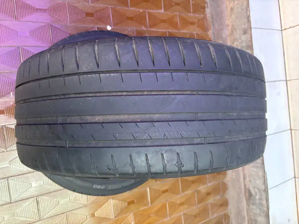 Ban Michelin Pilot Sport 4 235 45 r18 1pcs