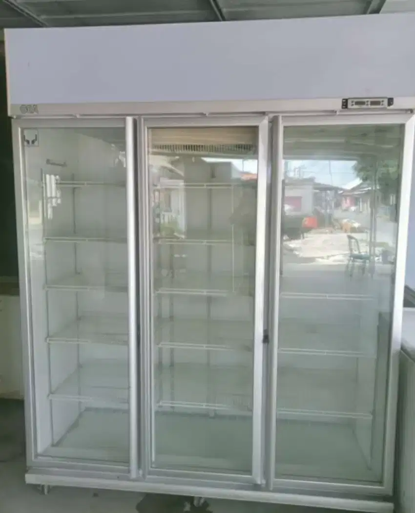 Sleding glas frezer dan showcase