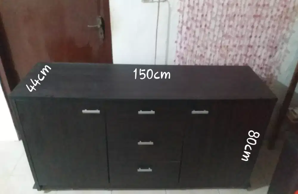 Lemari kabinet masih bagus