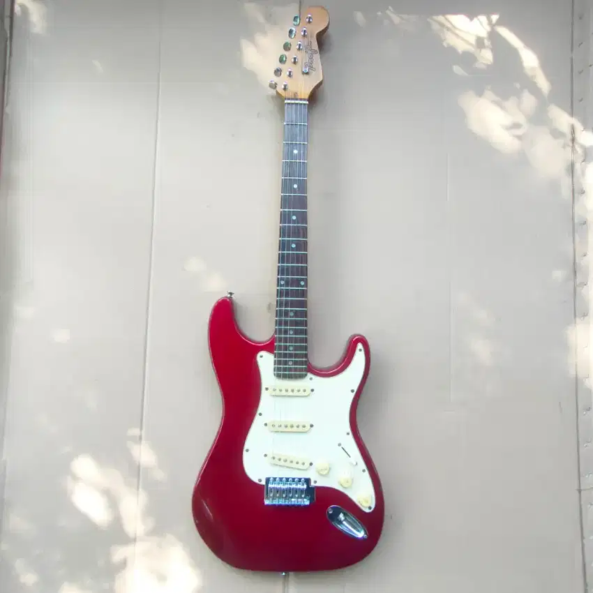 GITAR PROFILE STRATOCASTER