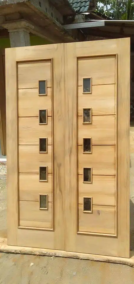Pintu kayu jati berkualitas