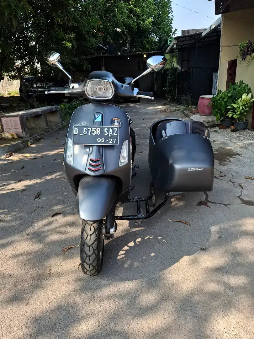 Vespa Sprint low KM