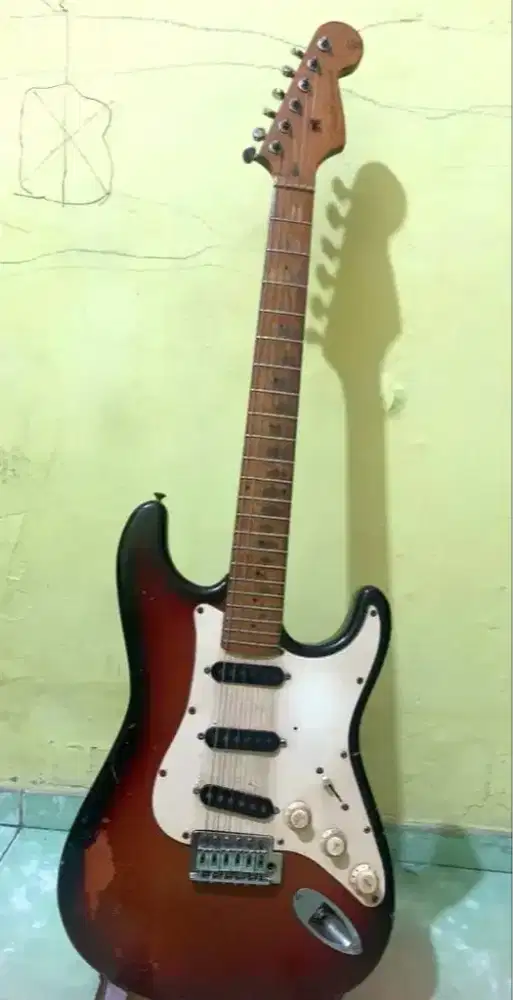 Gitar Fender Stratocaster