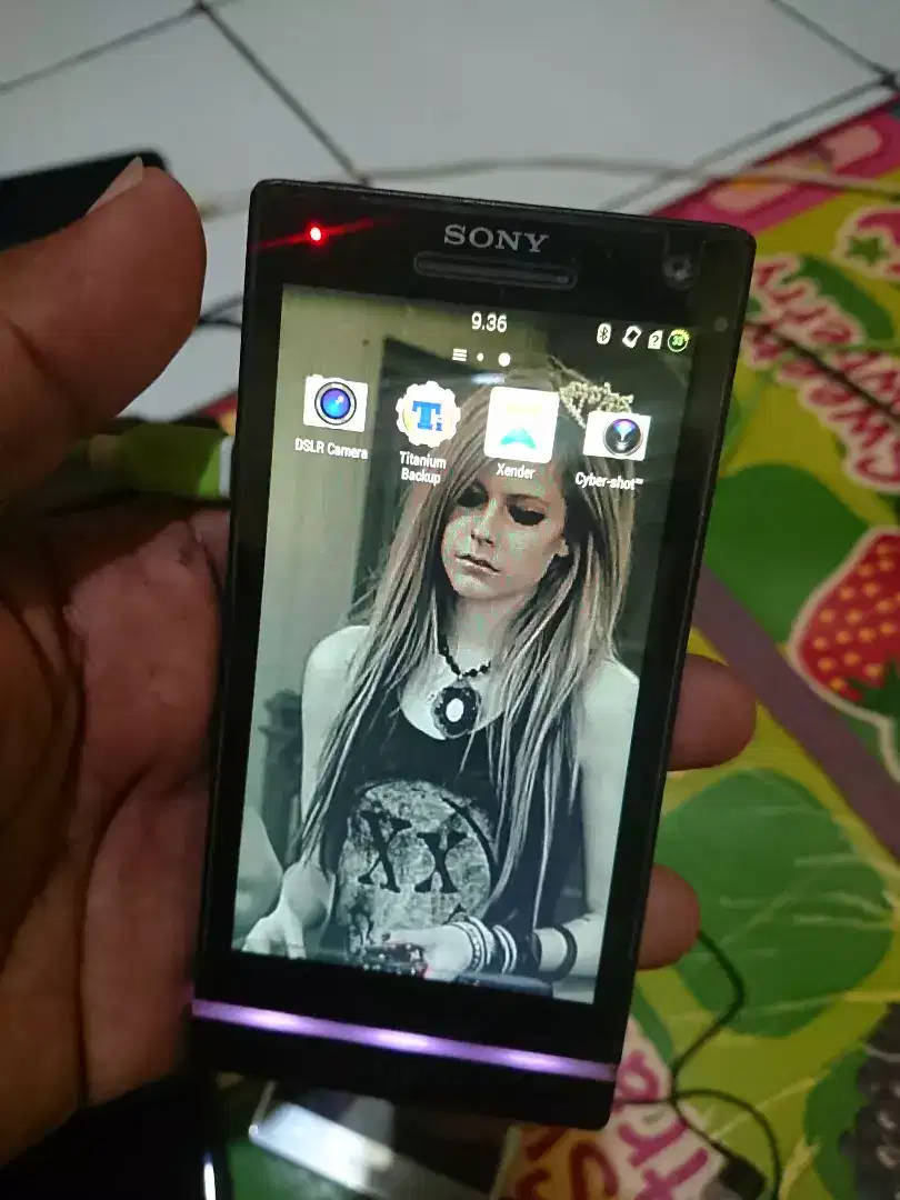 Sony Xperia S LT26i normal buat musik An