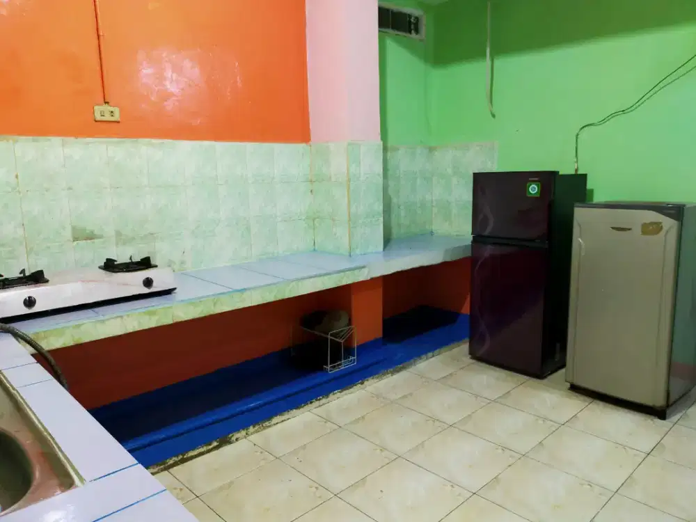 Kos kamar mandi dalam free listrik
