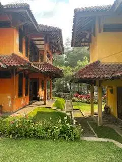 VILLA For Sale di Taman Safari Puncak CISARUA