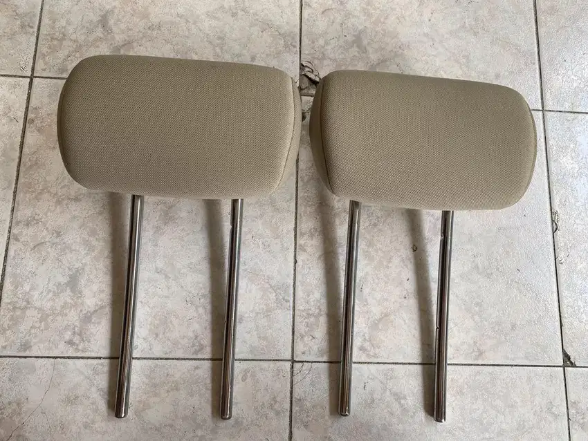 wts headrest / sandaran kepala jok belakang honda freed cream original