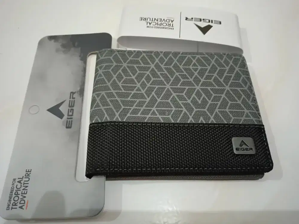 Dijual Cepat Dompet Eiger 100% Original Bahan Canvas (BARU)Lengkap Box
