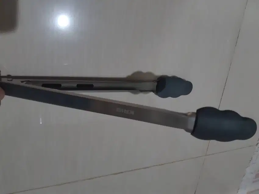 Penjepit Makanan Anti Panas