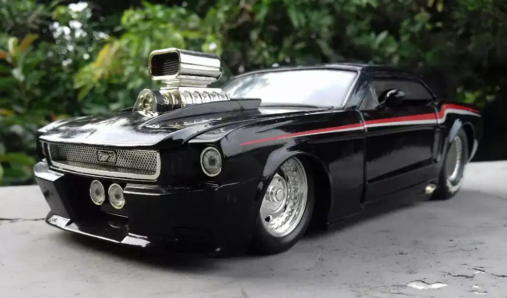 Diecast JADA 1/24 1965 Ford MUSTANG Blown Engine