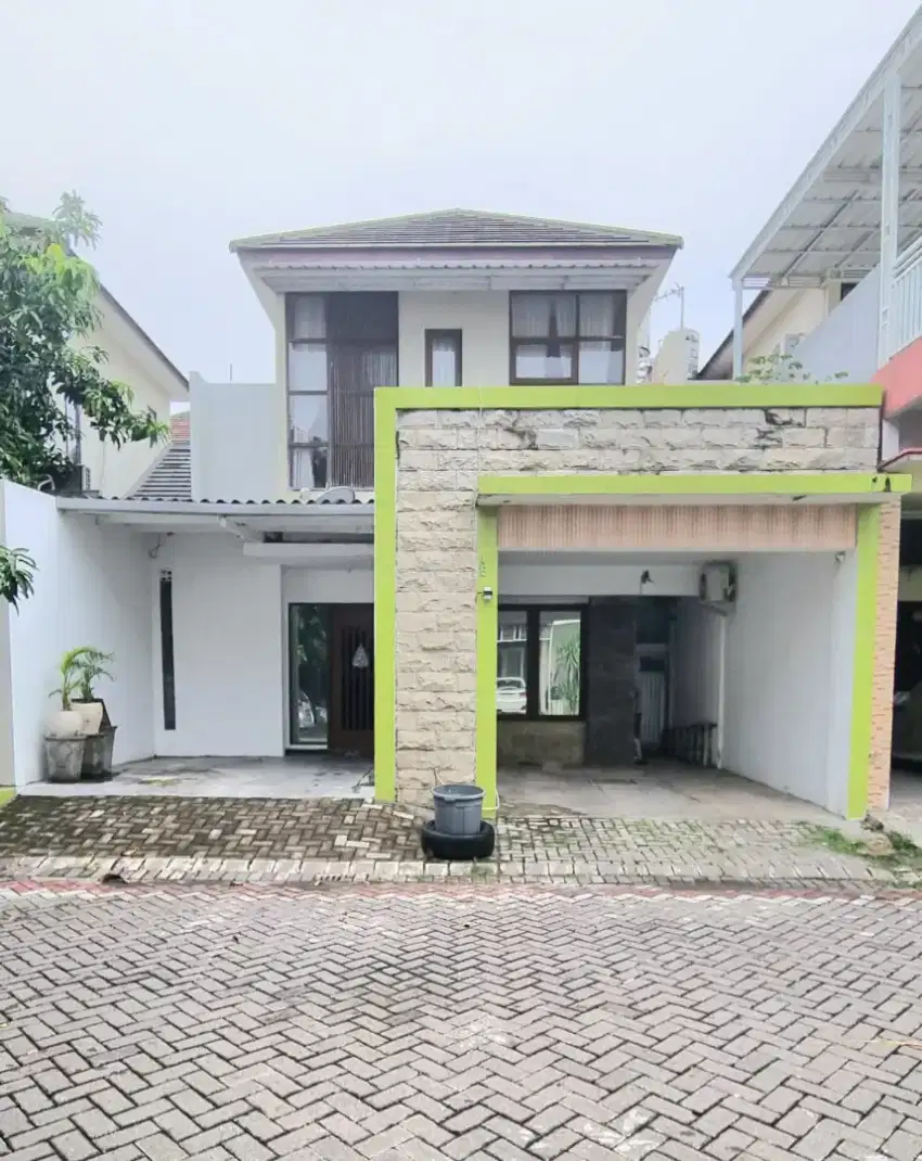 Dijual Rumah Taman Tiara Regency Cluster New Age Semi-Furnish