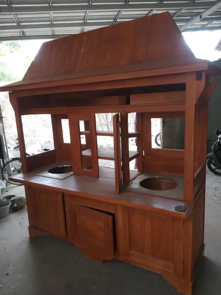 Gerobak bakso dan miayam