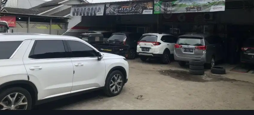 Dicari admin toko berpengalaman dibengkel mobil dan toko ban