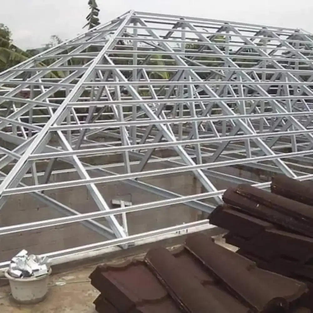 Construksi Rangka Baja Ringan Atap Spandek
