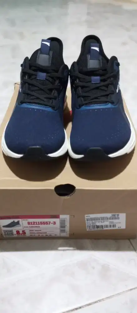 Sepatu Lari merk ANTA size 42, 26,5cm (BARU)