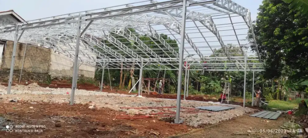 Tukang borong atap baja ringan