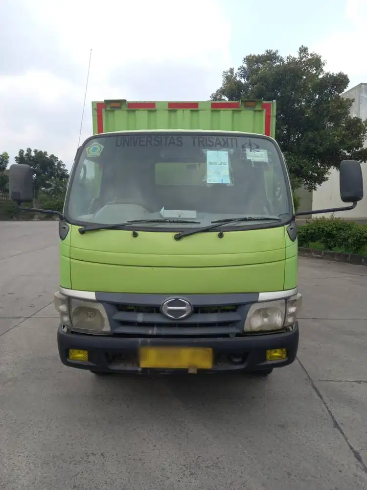 TRUK HINO ANGKUTAN BARANG PLAT KUNING BEBAS GANJIL GENAP TINGGAL PAKAI